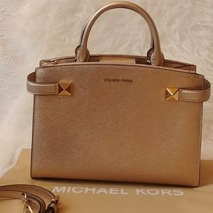 🎄Authentic Michael kors 2 way bag new with tags